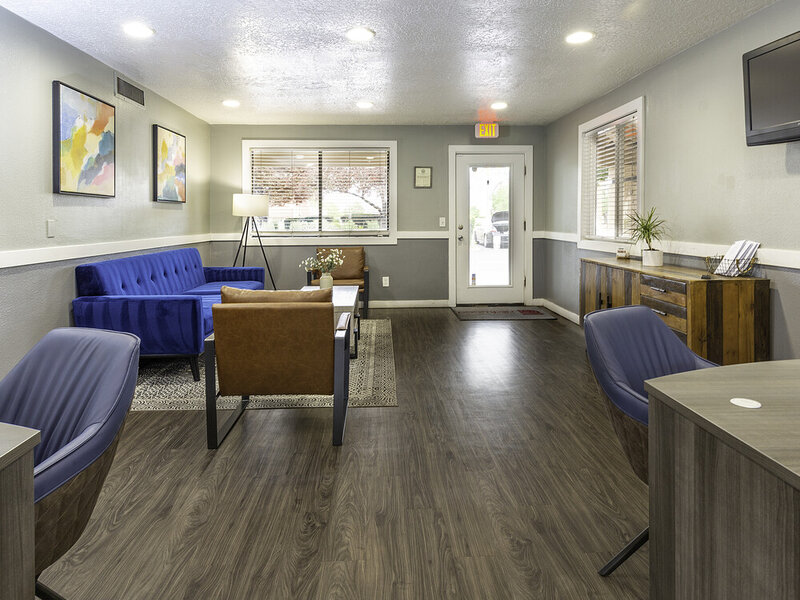 Leasing Office | The Redwood