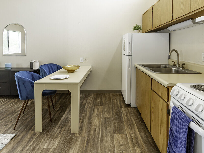 Fully Equipped Kitchen | The Redwood