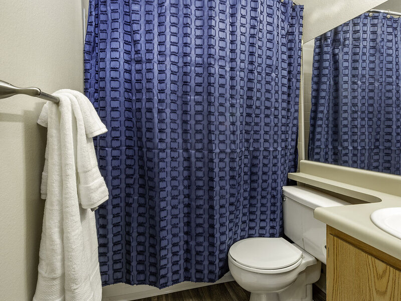 Bathroom | The Redwood