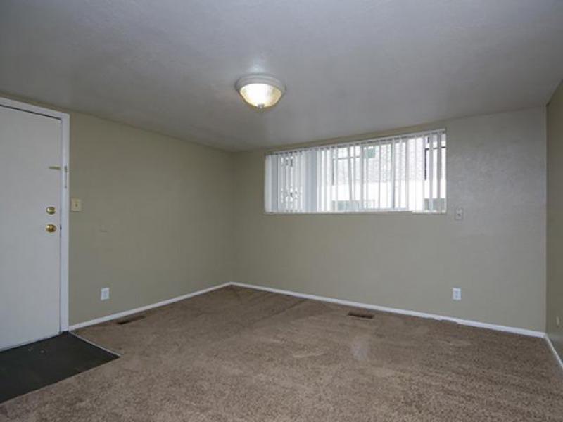 Living Room | The New Broadmoor Apartments, Salt Lake City, UT