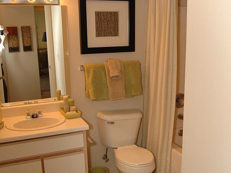 Classic Apartment Homes | Maison's Landing