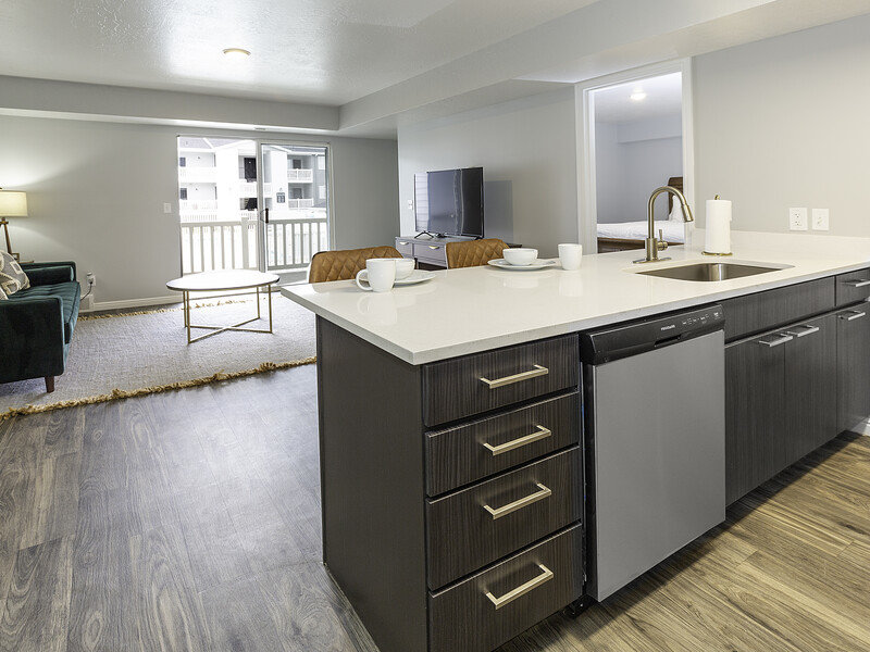 Kitchen and Living Room | Turnberry Apartments
