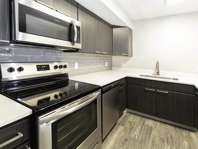Fully Equipped Kitchen | Turnberry Apartments in Millcreek, UT