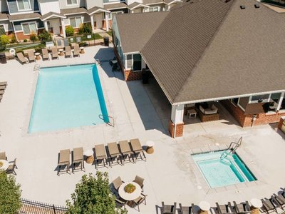 Apartments with Pool | Haven Cove Townhomes