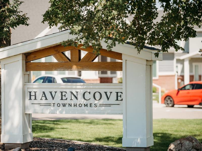 Monument Sign | Haven Cove Townhomes