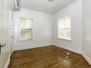 Large Windows | Kensington