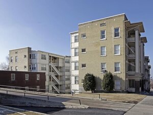 Building Exterior | Kennsigton