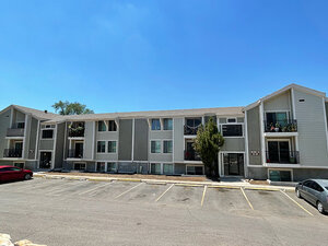 Exterior View | The Rainier