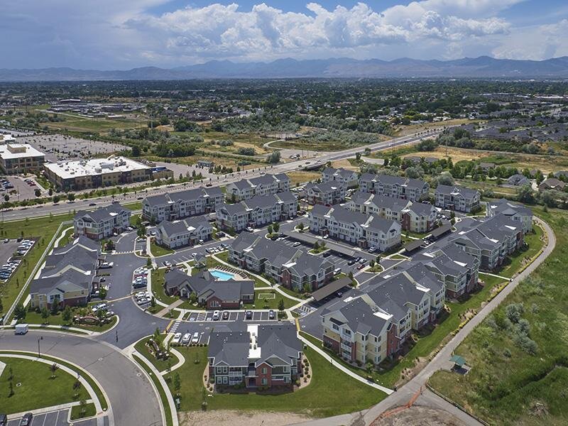 Beautiful Apartment Complexes Midvale | Riverwalk Apartments