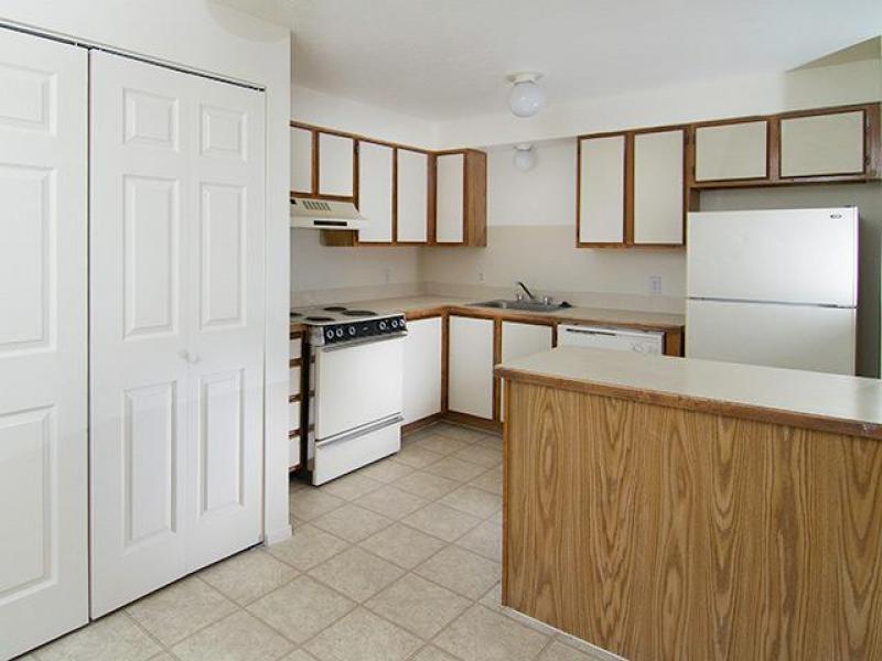 Kitchen | Liberty Heights Apartments in Sandy, Utah