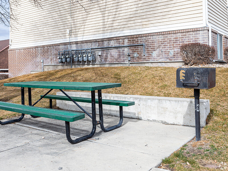 BBQ Area | Liberty Heights Apartments