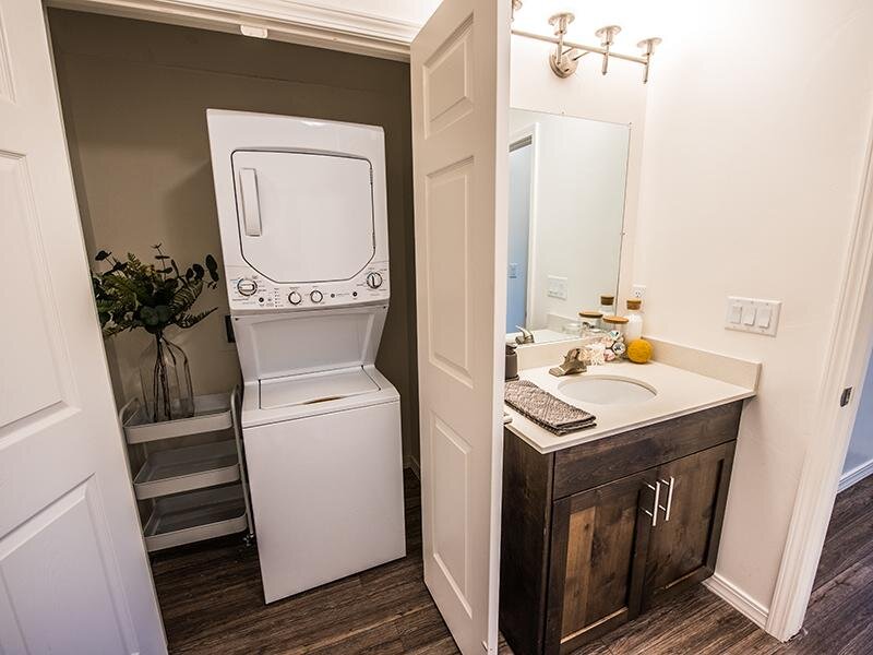 Washer & Dryer | Wasatch Commons