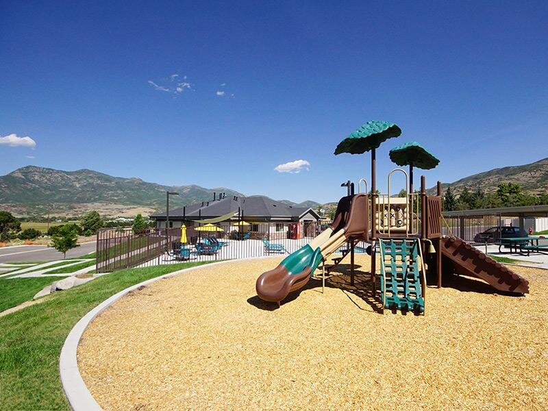 Playground - Amenities - Community 