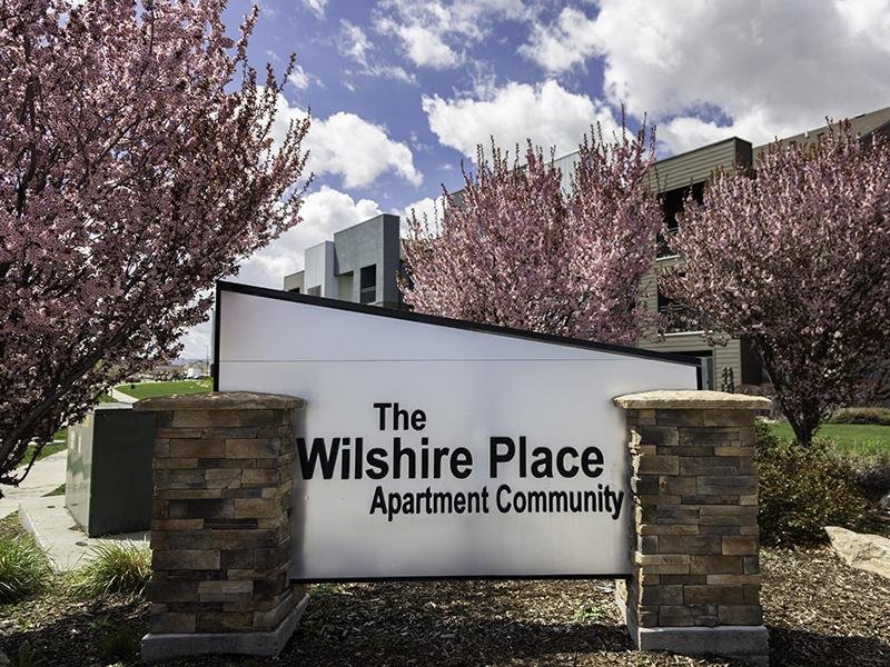 Welcome Sign | Wilshire Place Apartments