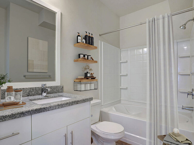 Staged Bathroom | North Metro Town Homes
