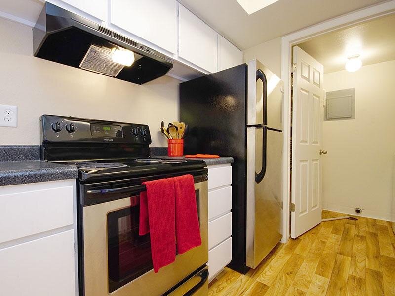 Kitchen - Creekview Apts - SLC Apartments For Rent