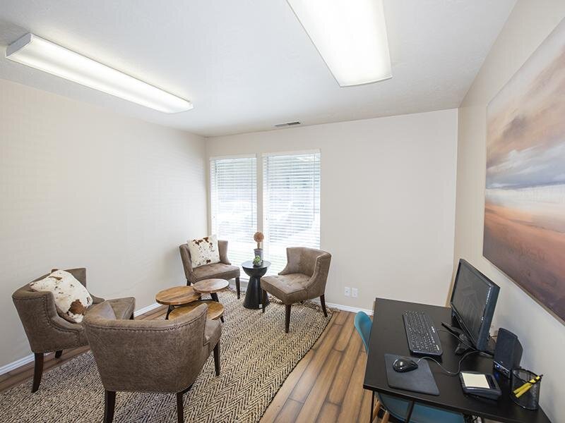 Interior - Clubhouse - Creekview Apartments