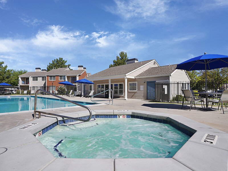 Hot Tub | 47Seventy Settler's Point