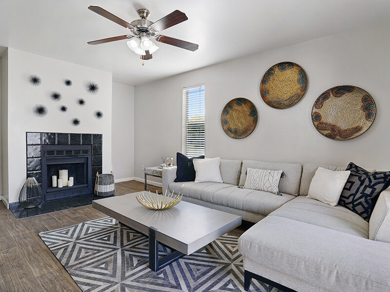 Front Room | 47Seventy Settler's Point