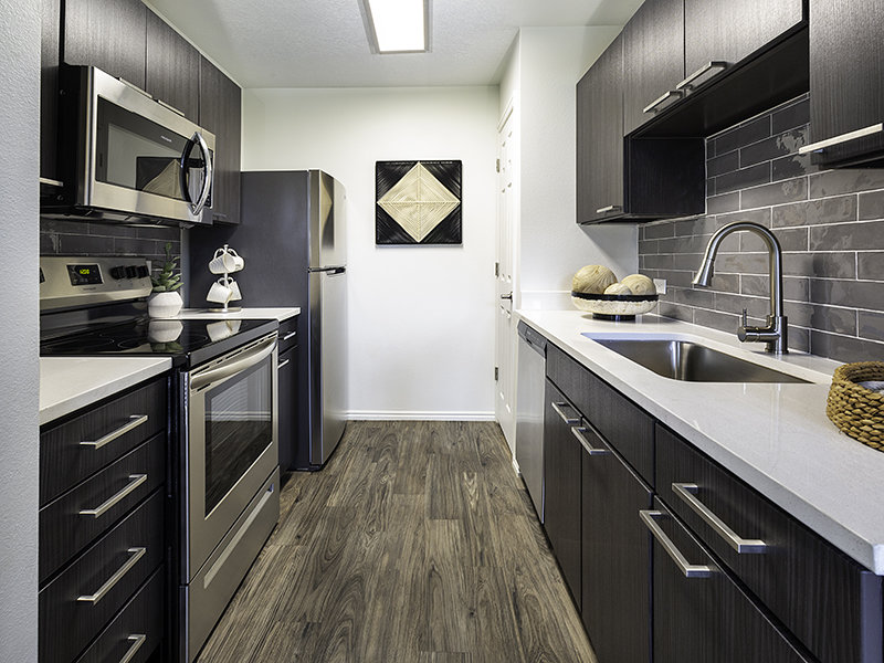 Stainless Steel Appliances | Woodgate Apartments
