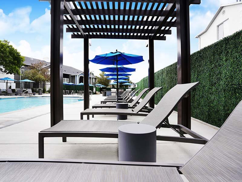 Poolside Lounge | Woodgate Apartments in West Jordan, UT