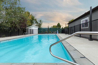 EASY LIVING at The Calaveras