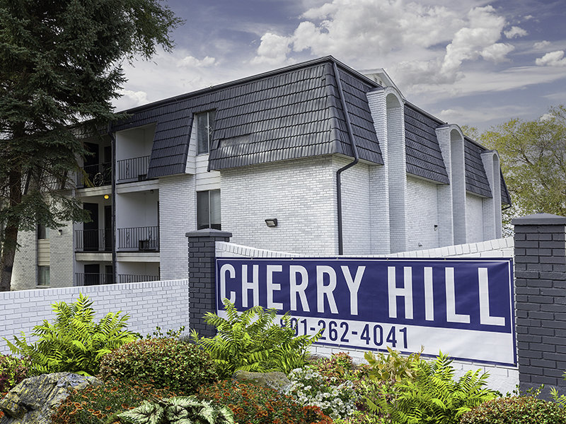 Cherry Hill Sign | Cherry Hill Apartments