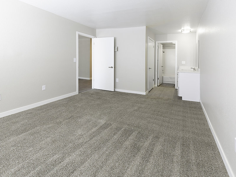 Large Rooms | Cherry Hill Apartments