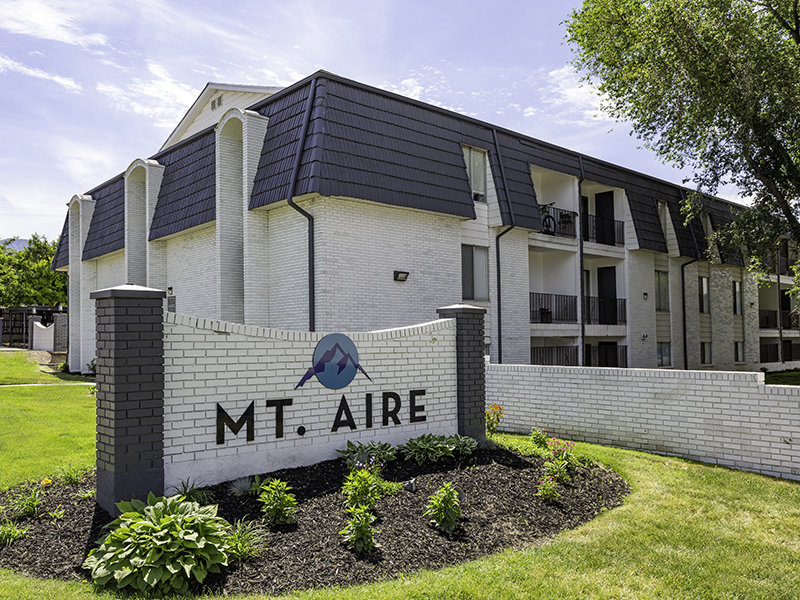 Sign | Mt. Aire Apartments