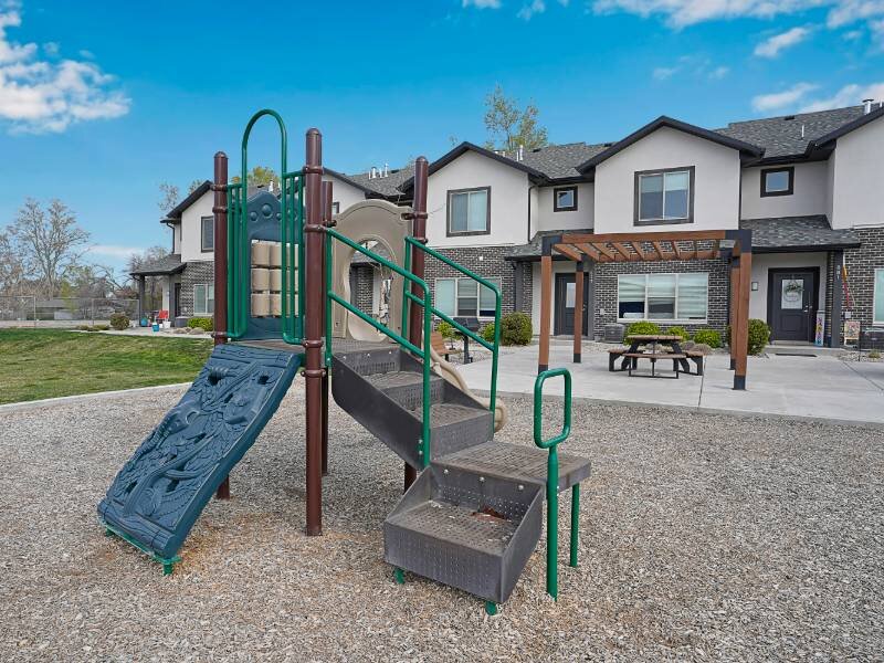 Tot Lot | Foxridge Townhomes in Ogden, UT