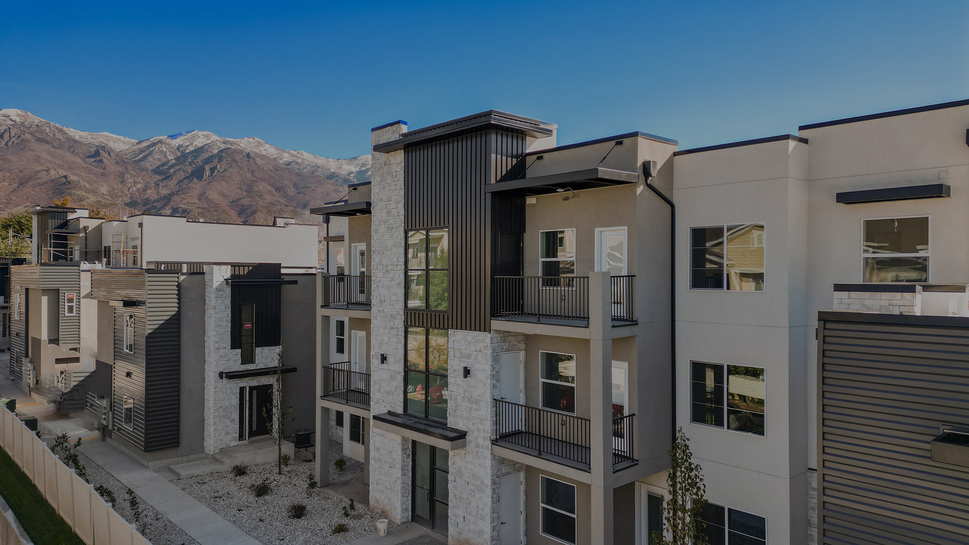 Allure Apartments Slide 1