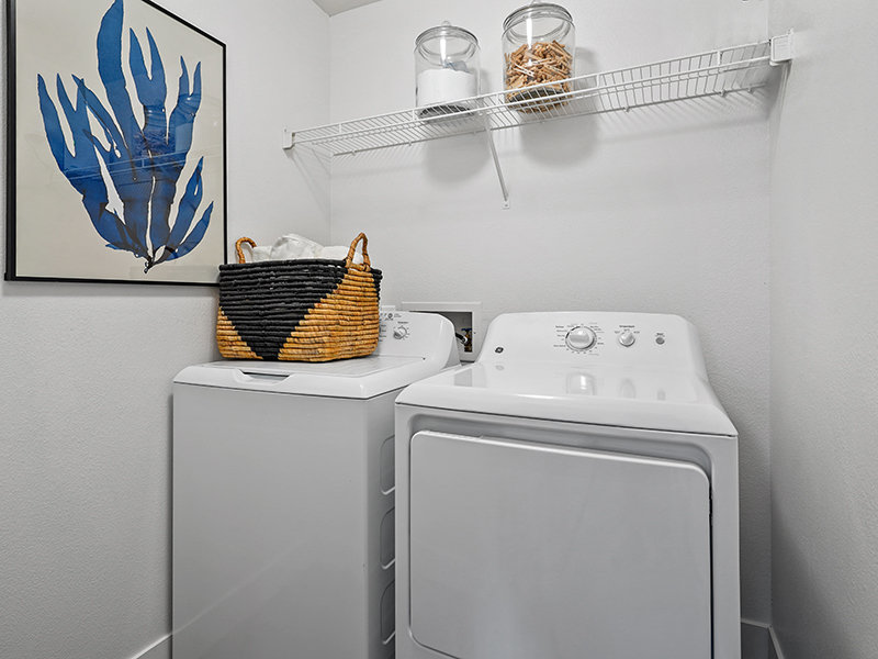 Full Size Washer & Dryer | Preston Hollow