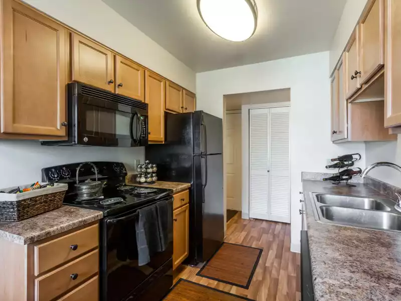 Fully Equipped Kitchen | Royal Ridge Apartments