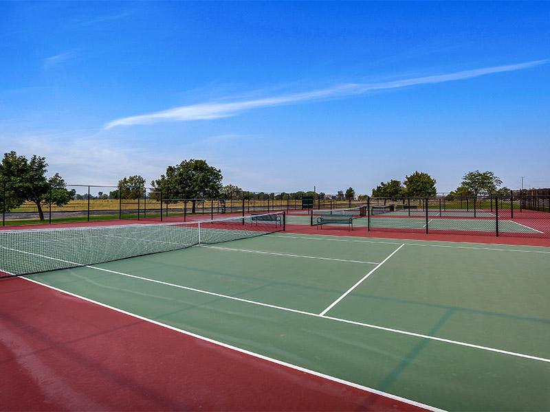 Tennis Courts | Seasons at Pebble Creek Apartments