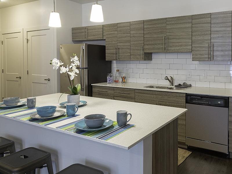 Kitchen Island | Haxton Apartments
