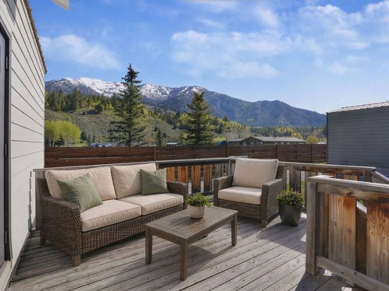 Deck | Targhee Place in Alpine, WY