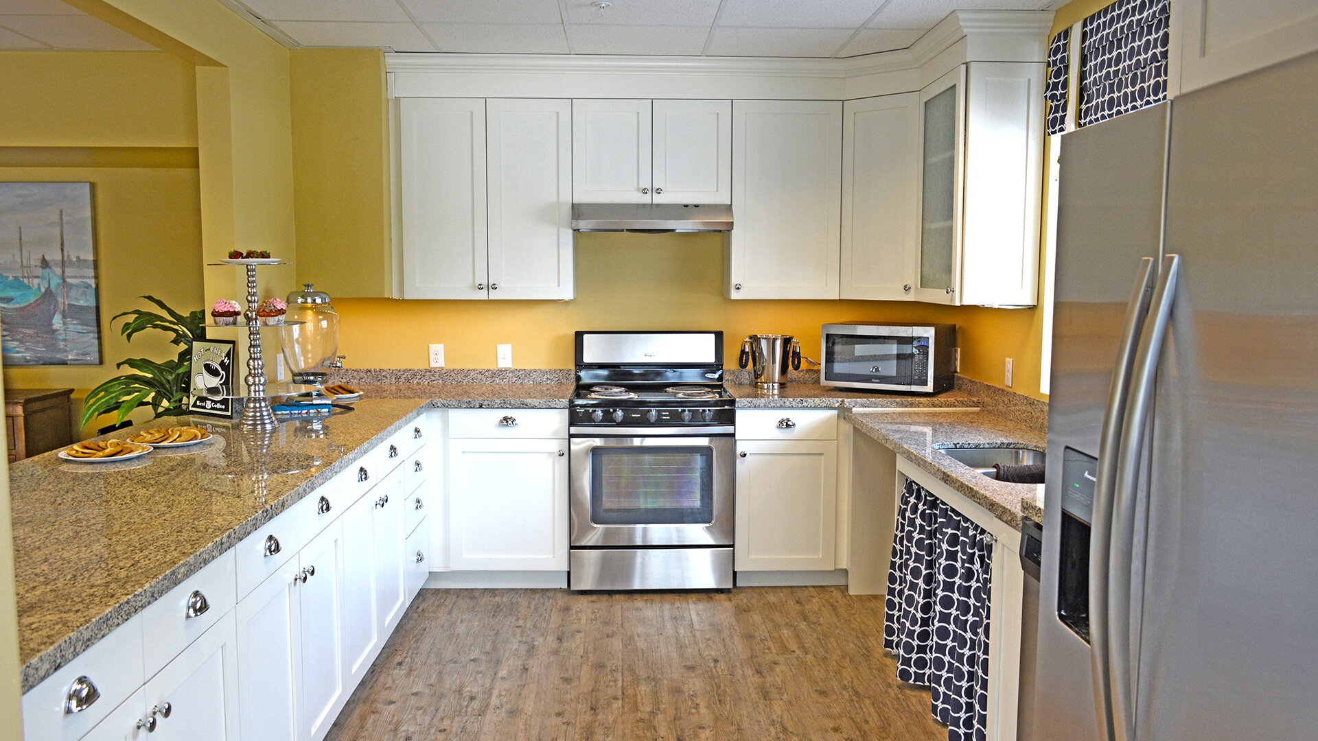 Center Court Senior Living Apartments in Murray, UT