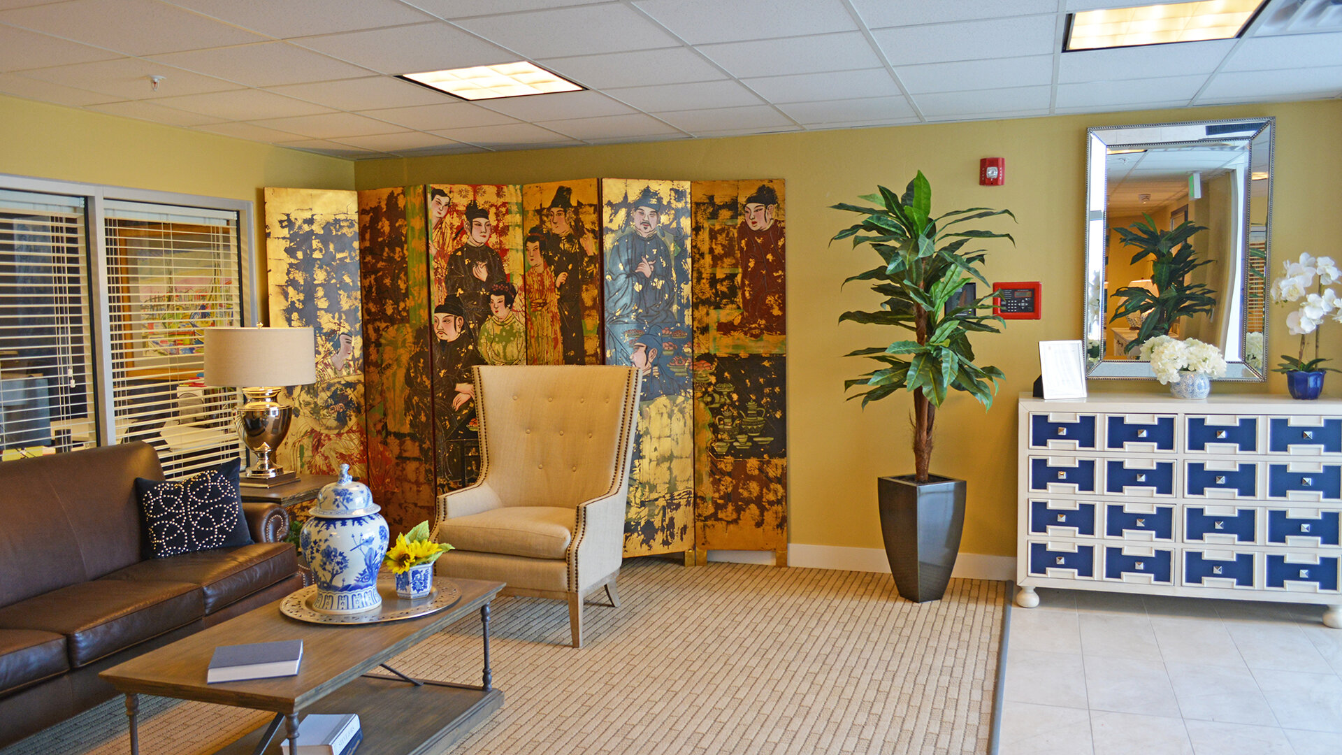 Center Court Senior Living Apartments Amenities