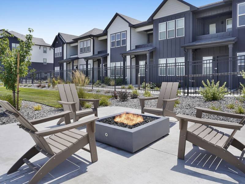 FIRE PIT | Valley View Apartments