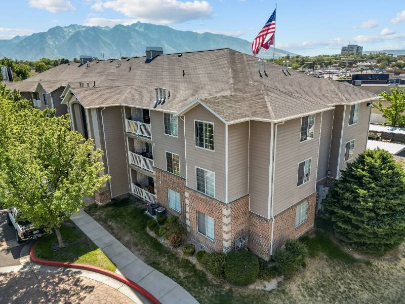 Building Exterior | Canyon Park Apartments in Sandy, UT