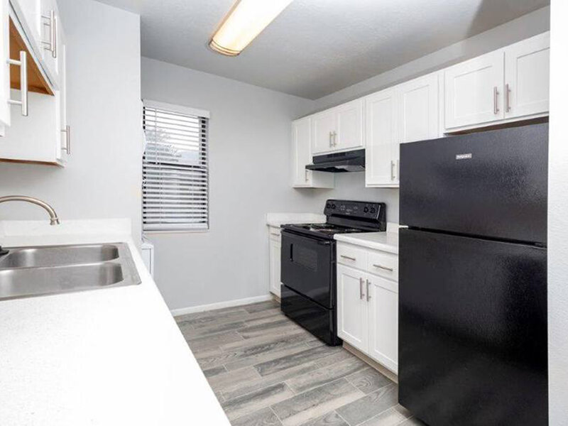 2x1.25 Renovated Kitchen | Fox Creek Apartments
