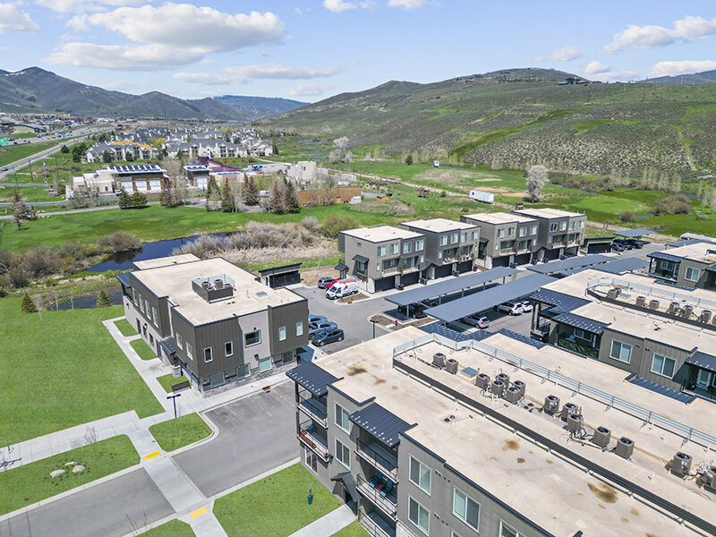 Aerial Apartment View | Lincoln Station