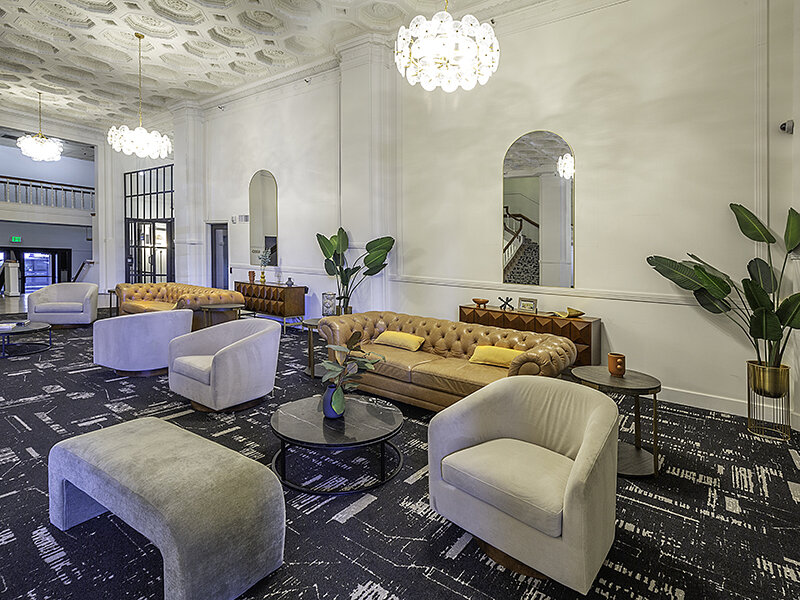Lounge | Bigelow