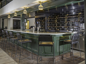 Exterior Dining Seats | Bigelow