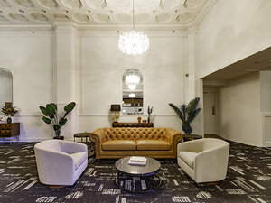 Exterior Seating | Bigelow