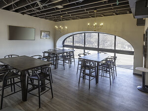 Dining Area | Bigelow