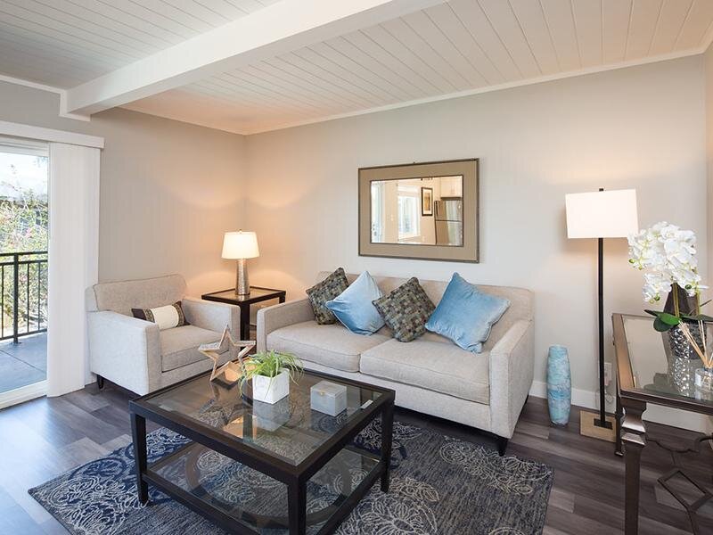 Living Room | Aloha Apartments