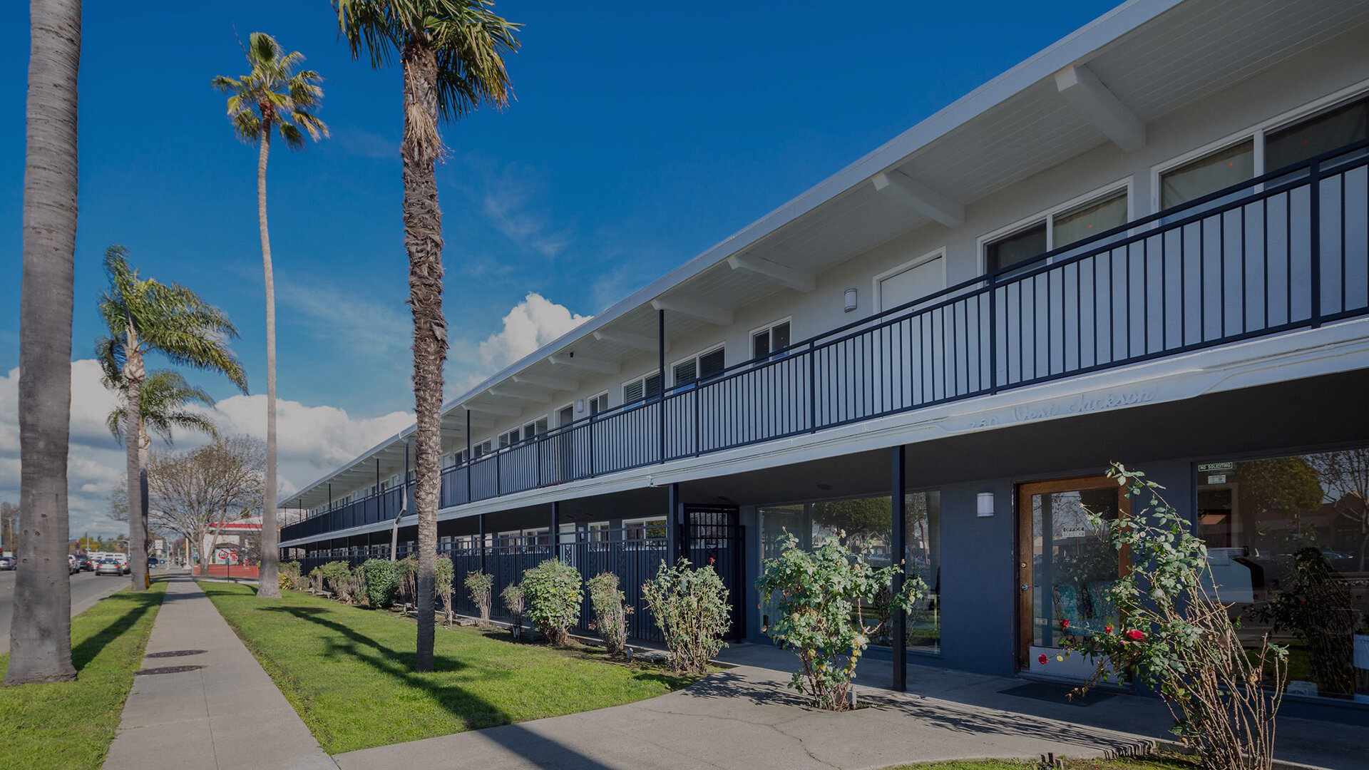 Aloha Apartments Amenities