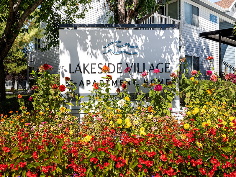 Sign | Lakeside Village