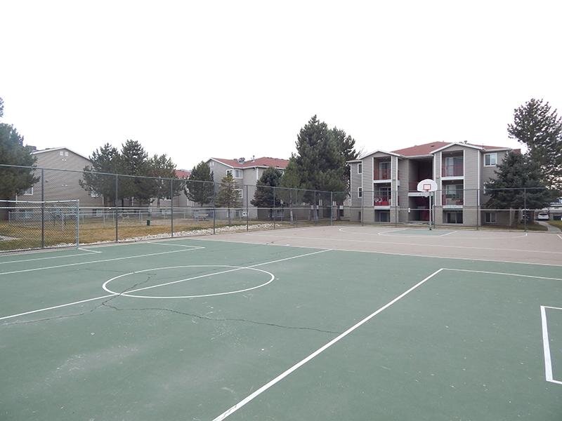 Tenis Court | Village Park